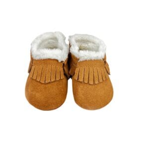 Botines bebé de gamuza caramelo con flecos
