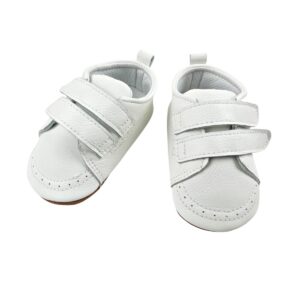 Zapatos bebé de cuero blanco ultraflexibles, vista aerea