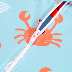 Traje de Baño Infantil Niño – Diseño Cangrejo Azul con Protección Solar UV