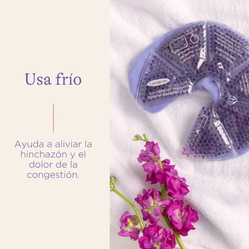 Almohadilla TheraPearl aplicada en el pecho para aliviar mastitis