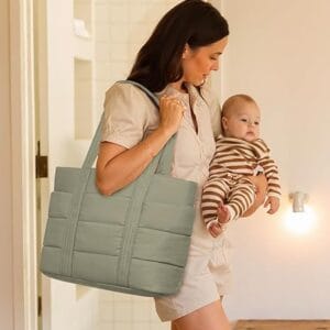 bolso-maternañ-puffer-emma-verde-2 Bolso maternal Puffer Emma color VERDE Lookbook