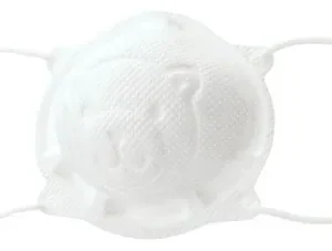 Mascarilla 3D para bebé Pigeon, ajuste cómodo con espacio de respiración y tirantes suaves.