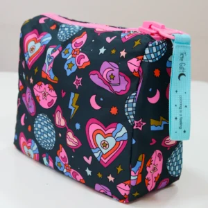 Estuche Cowgirl – Cosmetiquero y Bolso Art Queen | Acolchado y XL