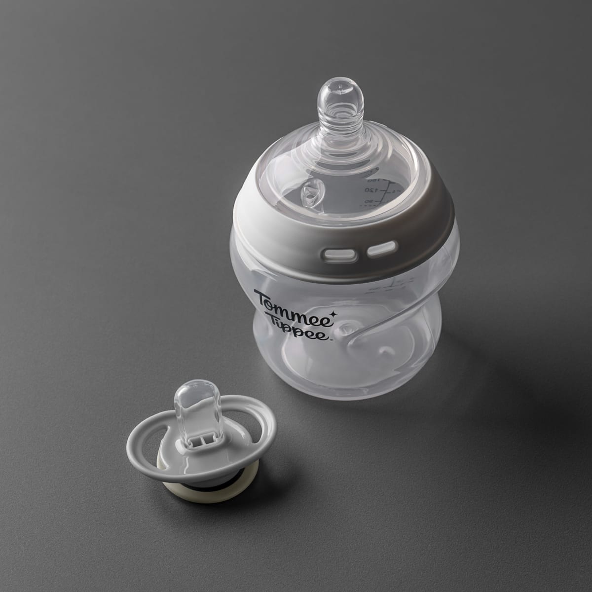 set mamadera y chupete recién nacido Tommee Tippee