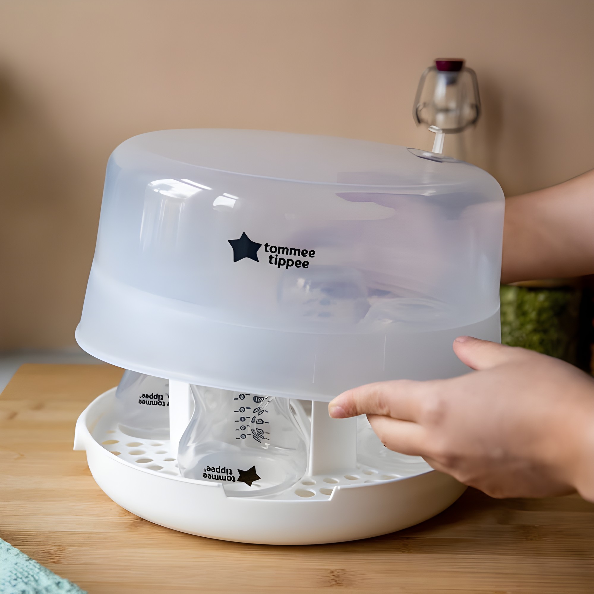 Tommee Tippee Esterilizador de Mamaderas | Vapor Rápido 4 Minutos