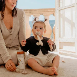 Chupete fisiológico SX Pro y broche pinza Suavinex Wonderland avalado por SEOP